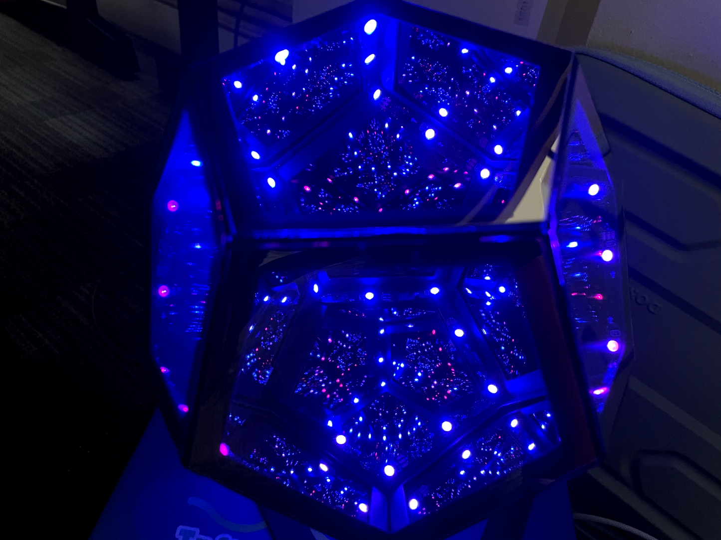 Infinity Mirror Dodecahedron Lamp